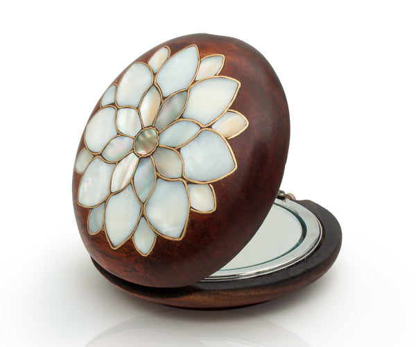 Pearl Vintage Hand Mirror